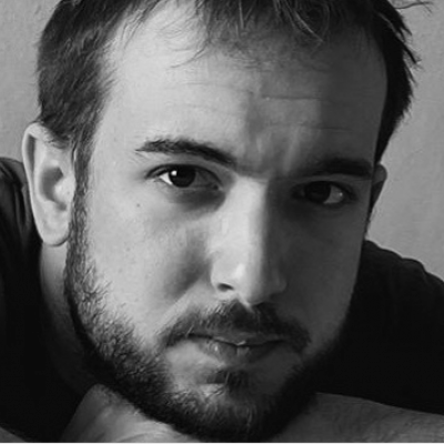 Autore di fiction cinematografiche e seriali Davide Bellanca